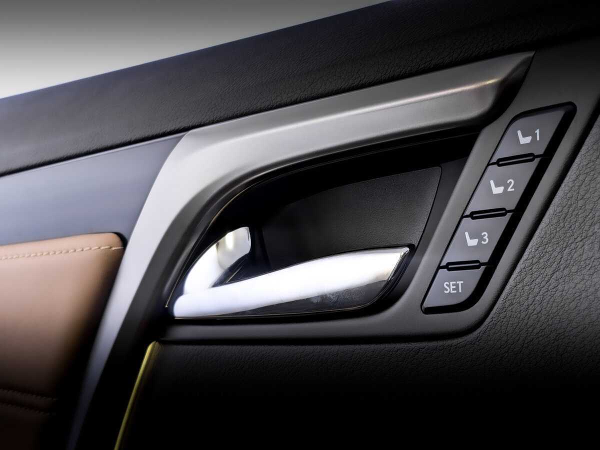 Lexus RX с пробегом — 2018 год. Фото: #17