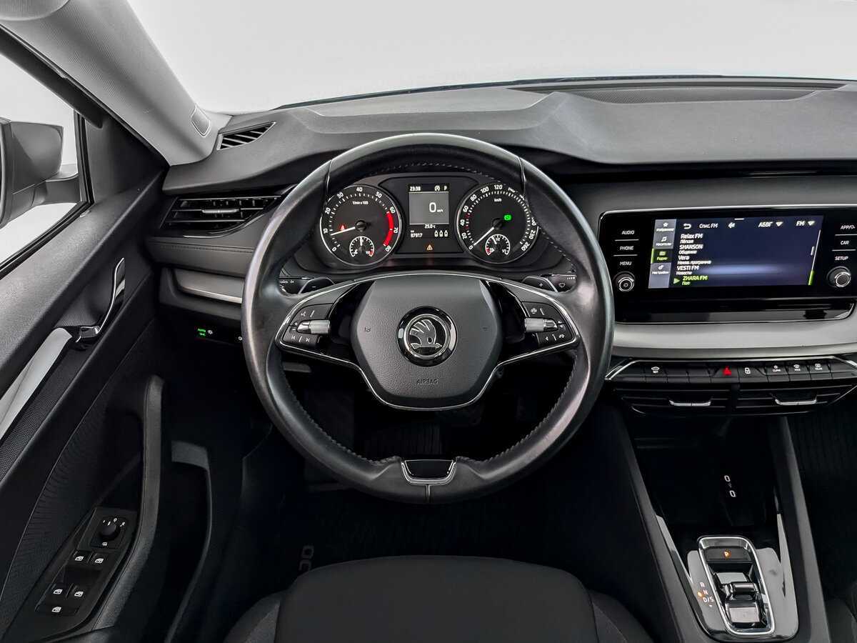 Skoda Octavia с пробегом — 2021 год. Фото: #16