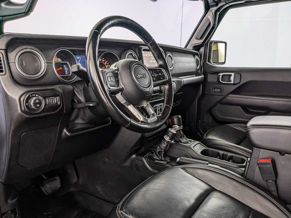 Jeep Wrangler с пробегом — 2019 год. Фото: #10