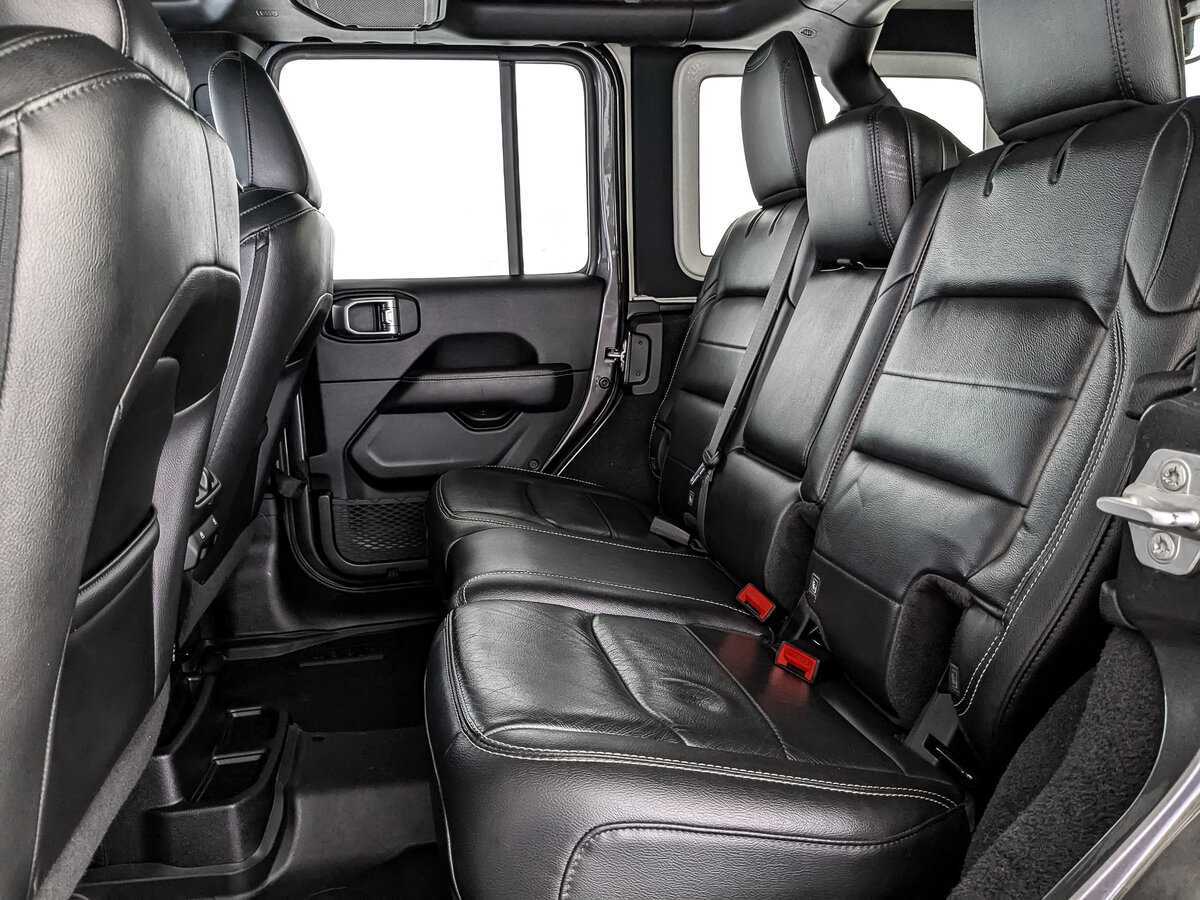 Jeep Wrangler с пробегом — 2019 год. Фото: #13
