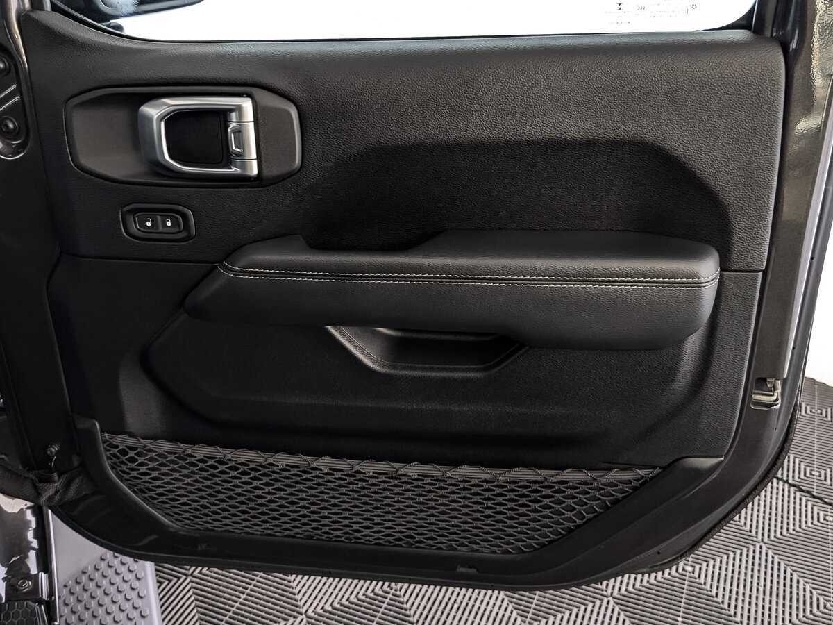 Jeep Wrangler с пробегом — 2019 год. Фото: #20