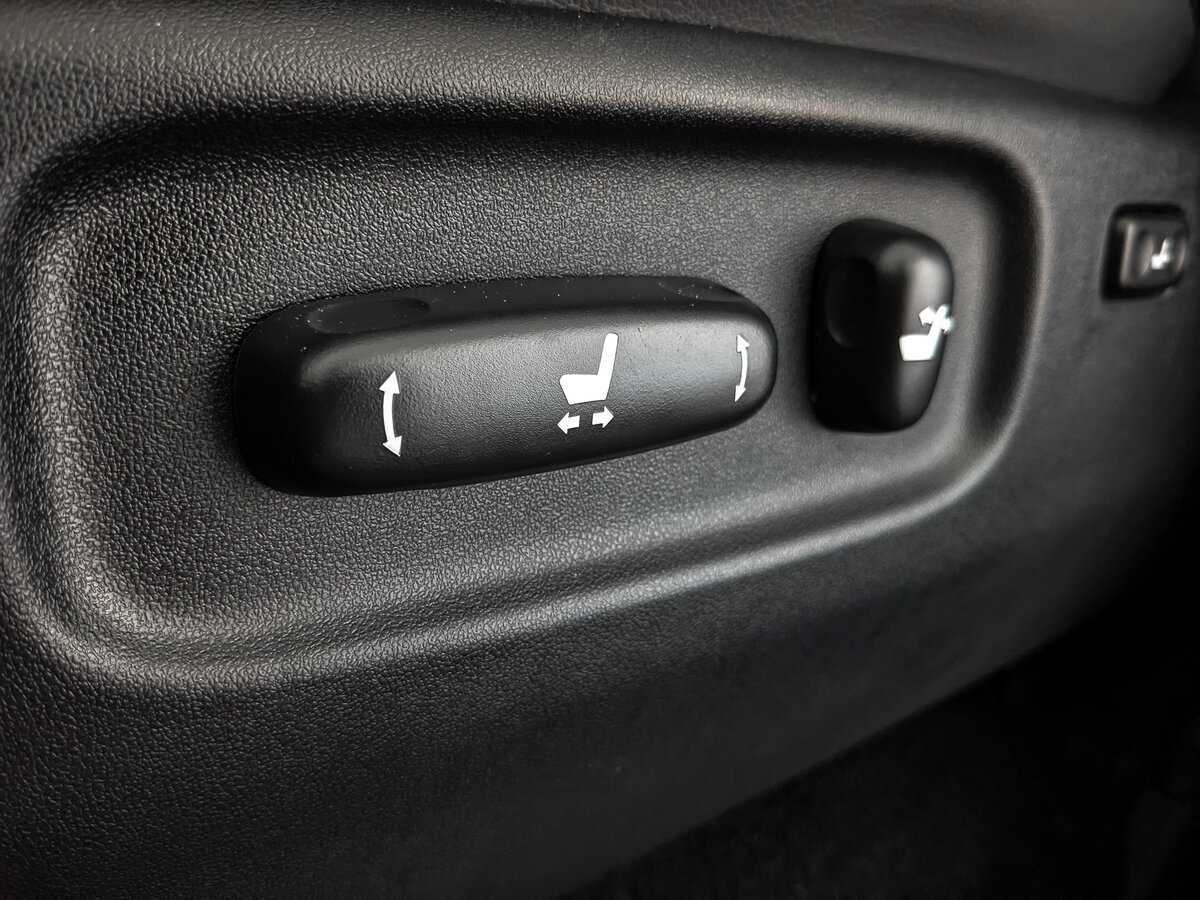 Toyota Land Cruiser с пробегом — 2017 год. Фото: #21