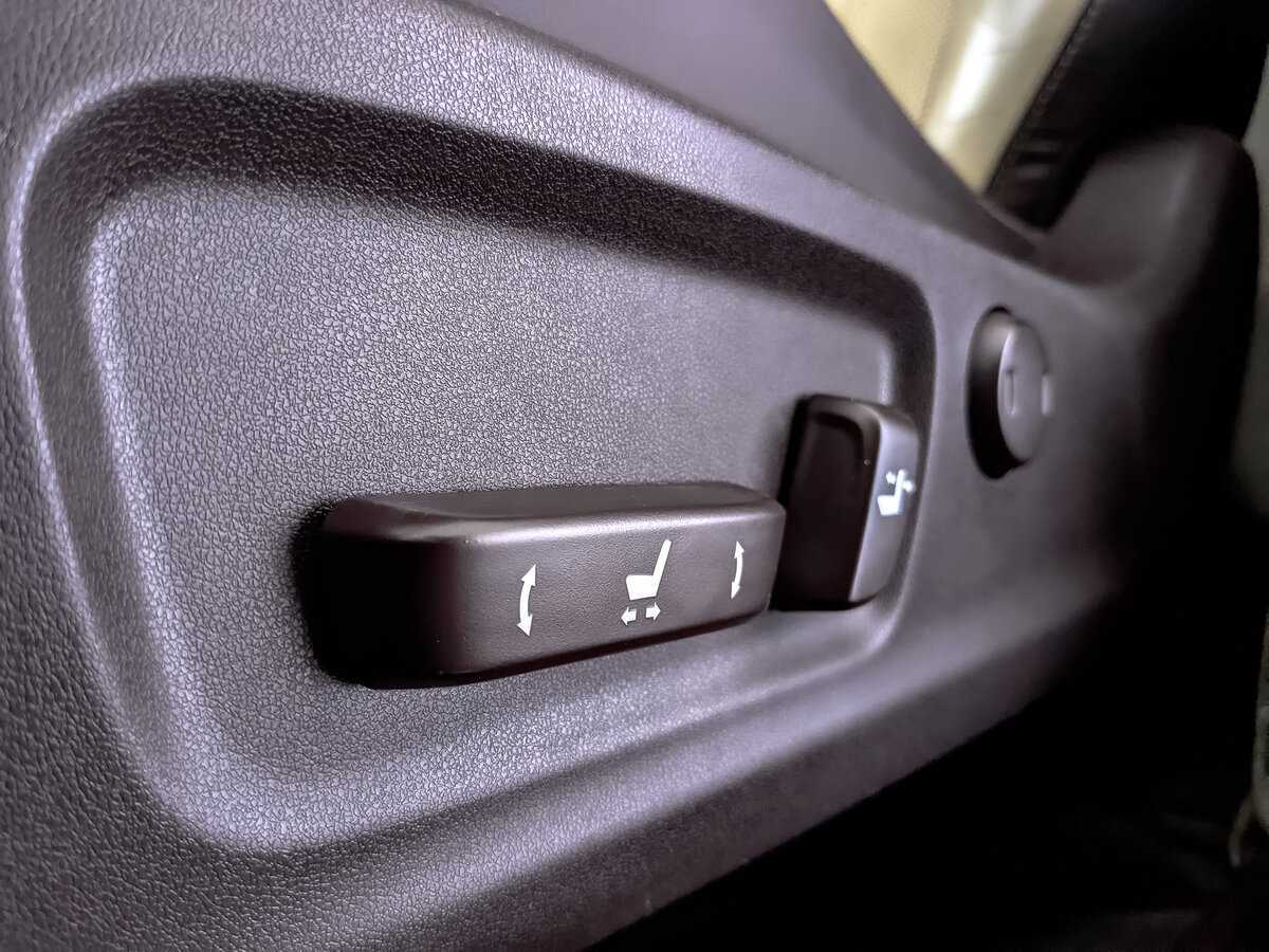 Lexus RX с пробегом — 2016 год. Фото: #23