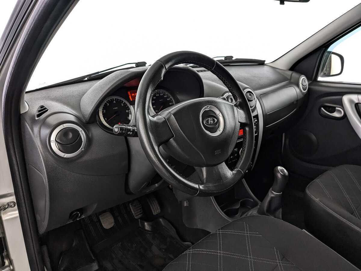 Lada (ВАЗ) Largus с пробегом — 2017 год. Фото: #10