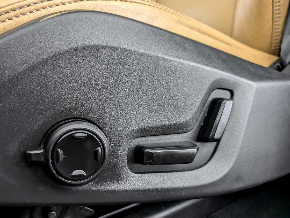 Volvo XC90 с пробегом — 2016 год. Фото: #16