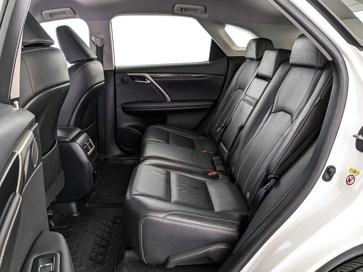 Lexus RX с пробегом — 2018 год. Фото: #13