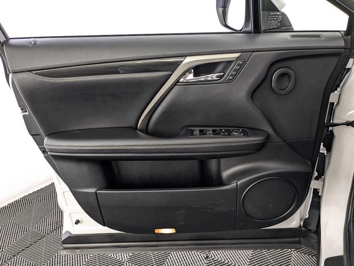 Lexus RX с пробегом — 2018 год. Фото: #14