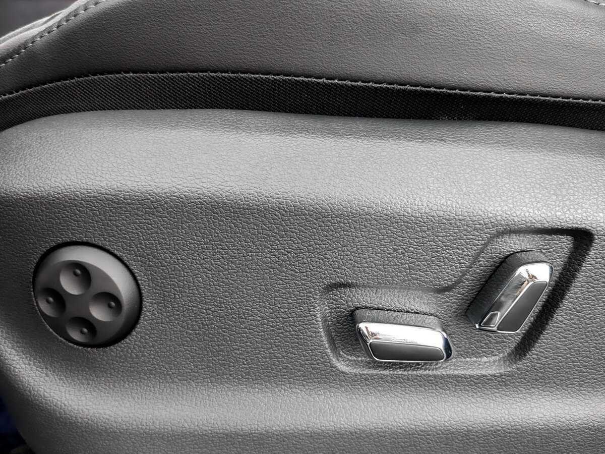 Hongqi HS5 с пробегом — 2023 год. Фото: #15