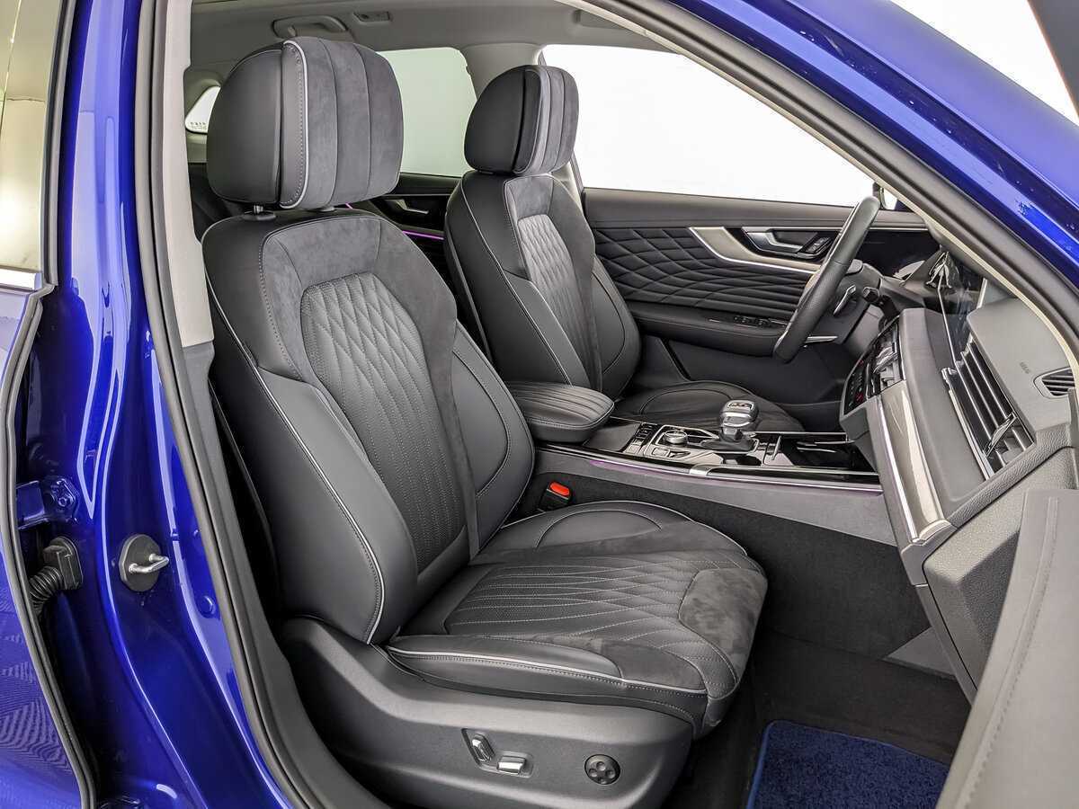 Hongqi HS5 с пробегом — 2023 год. Фото: #17