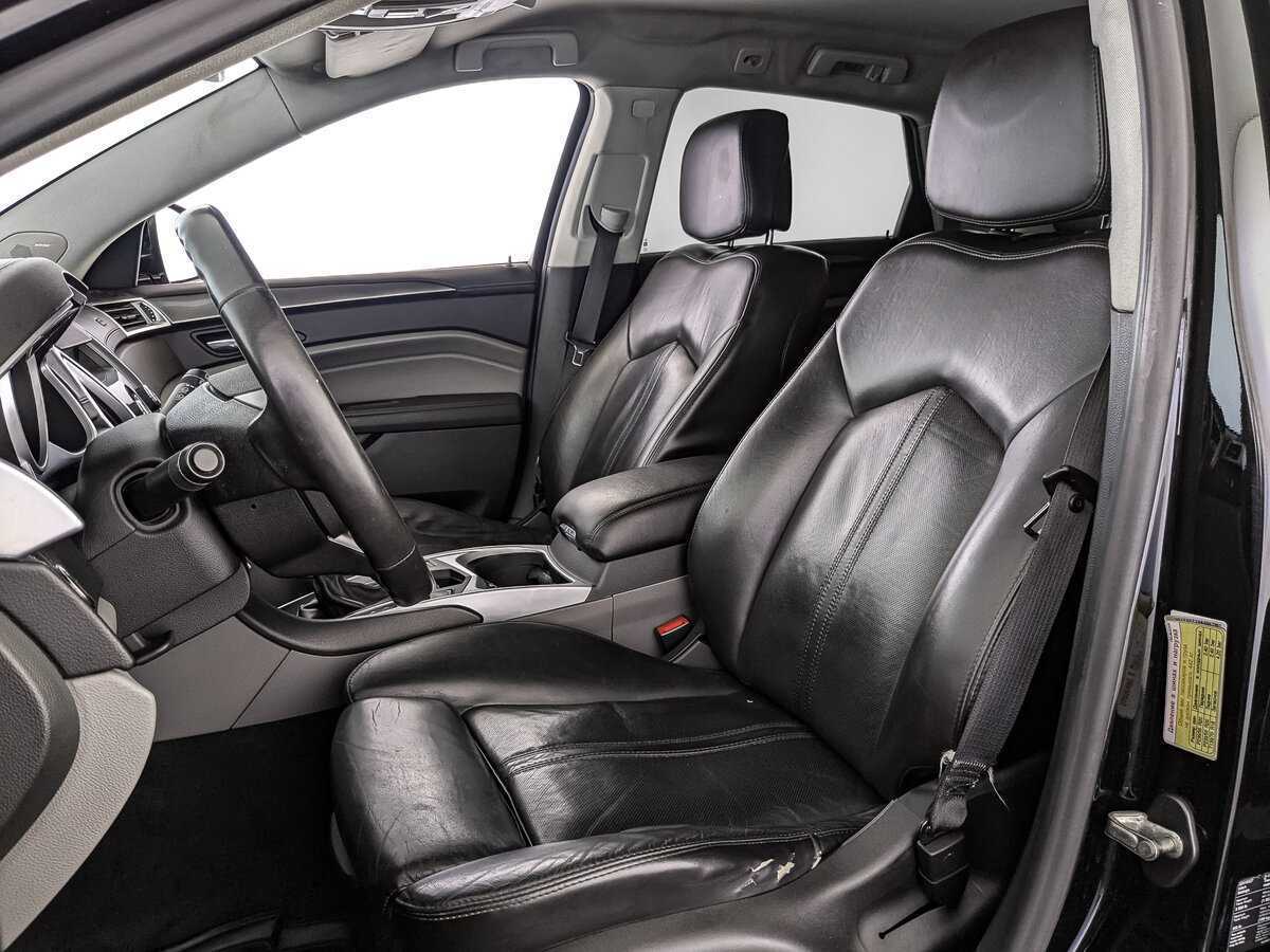 Cadillac SRX с пробегом — 2010 год. Фото: #15