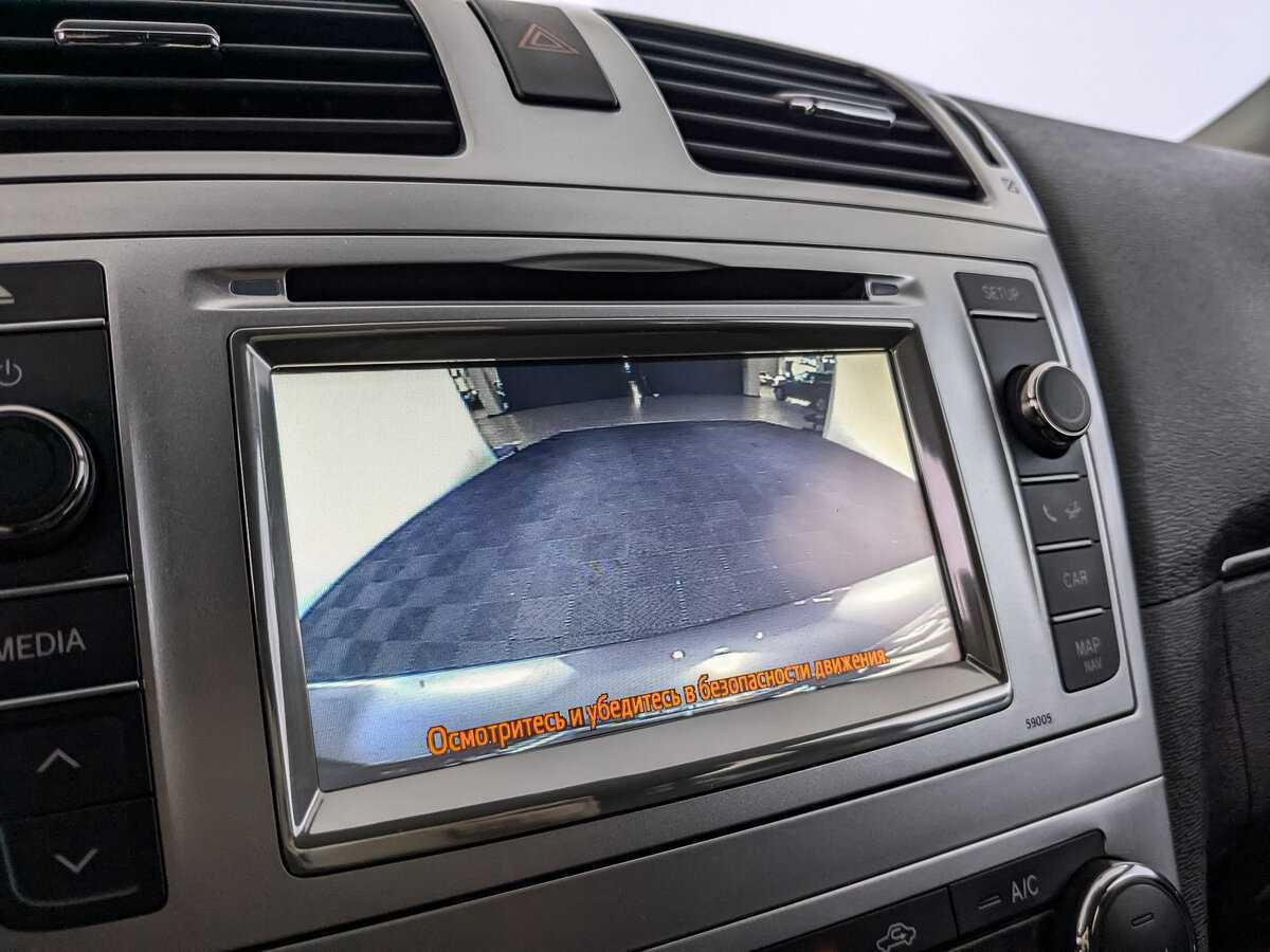 Toyota Avensis с пробегом — 2012 год. Фото: #20