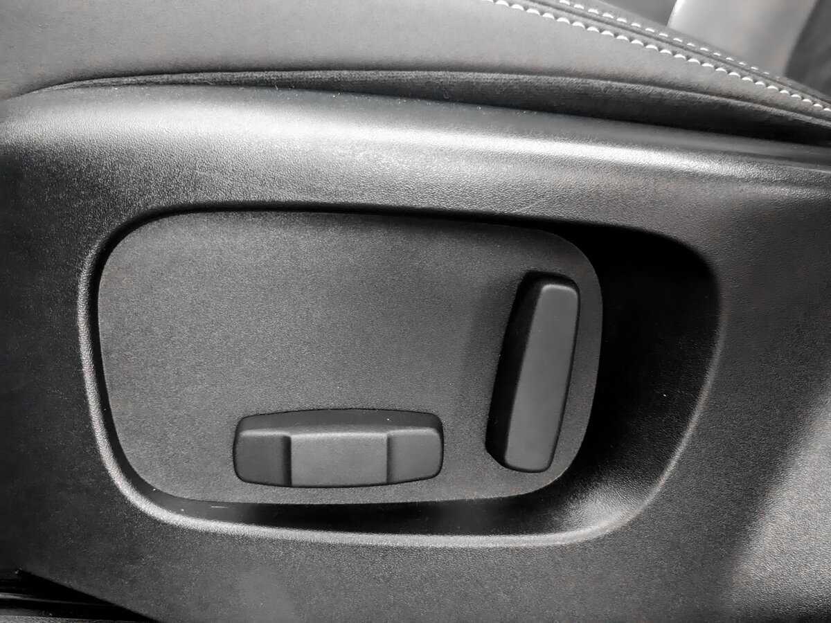 Land Rover Range Rover Velar с пробегом — 2019 год. Фото: #16