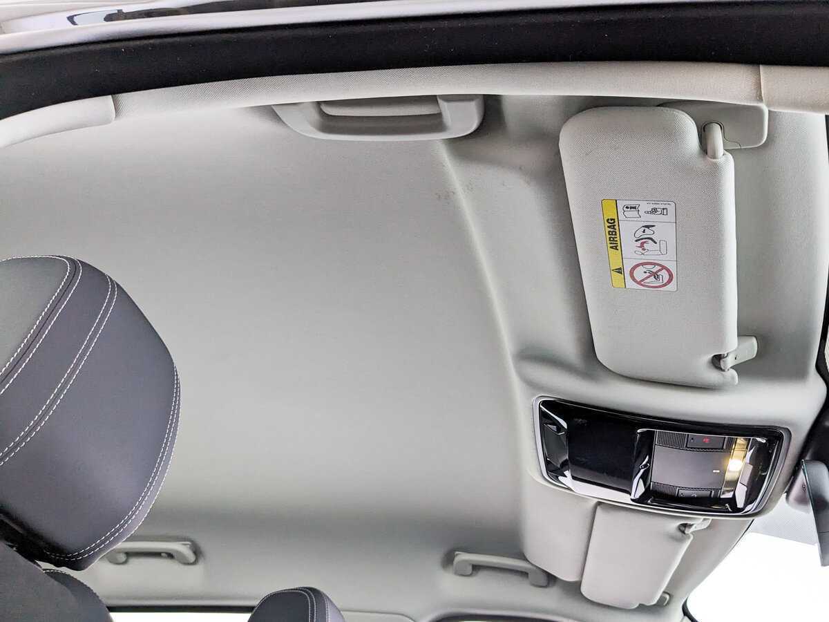 Land Rover Range Rover Velar с пробегом — 2019 год. Фото: #17