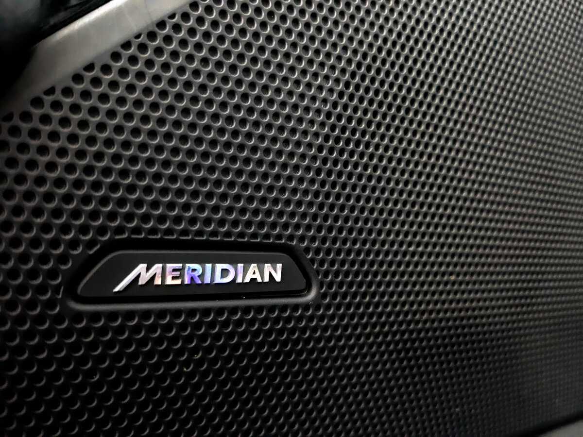 Land Rover Range Rover Velar с пробегом — 2019 год. Фото: #20