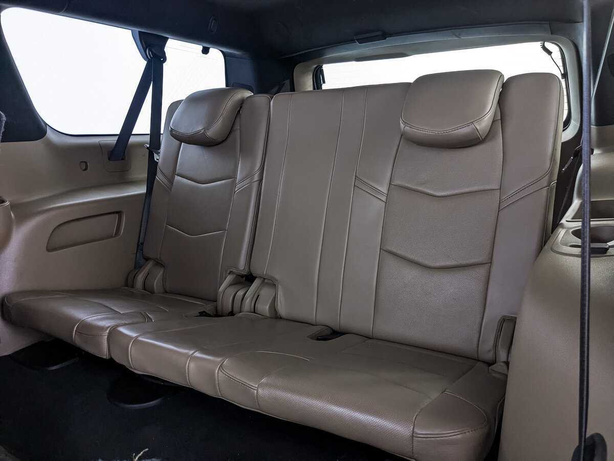 Cadillac Escalade с пробегом — 2018 год. Фото: #20