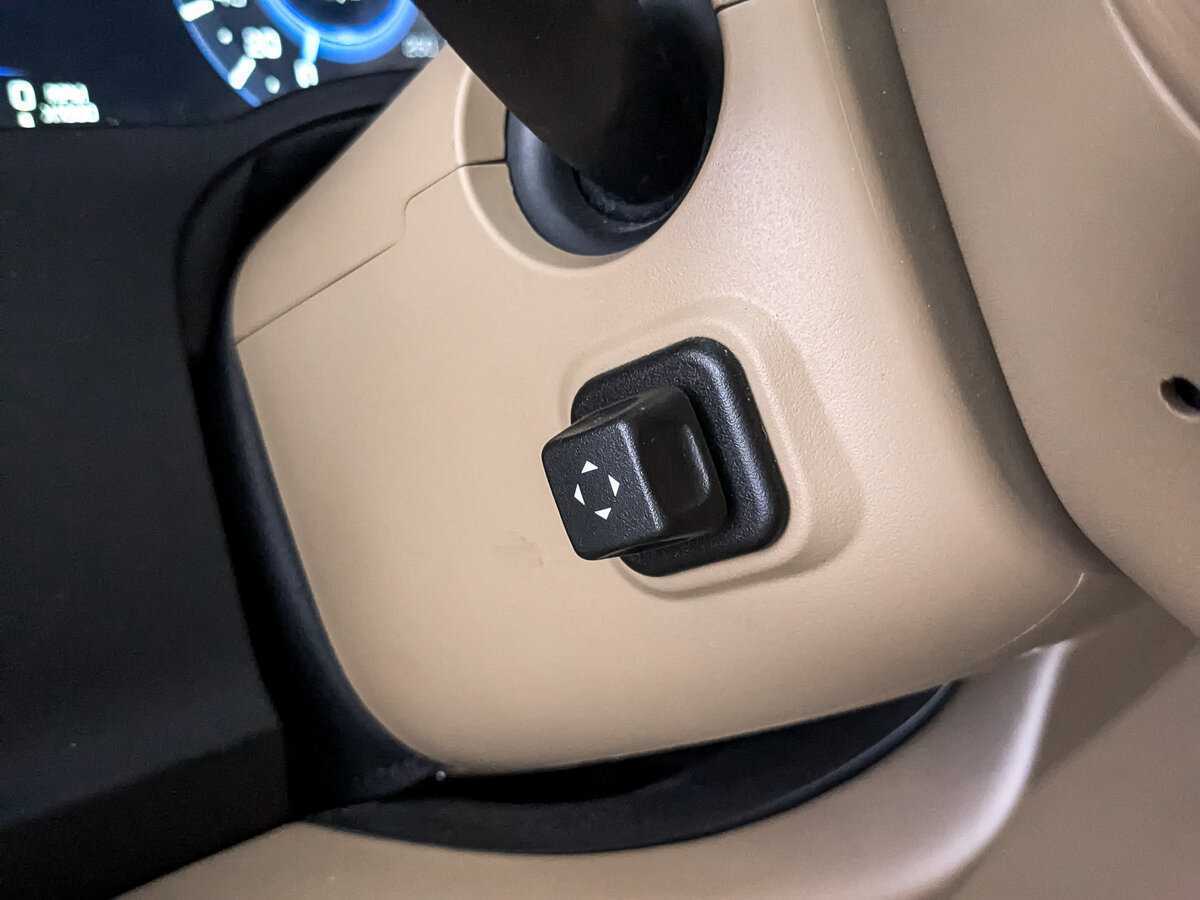 Cadillac Escalade с пробегом — 2018 год. Фото: #24