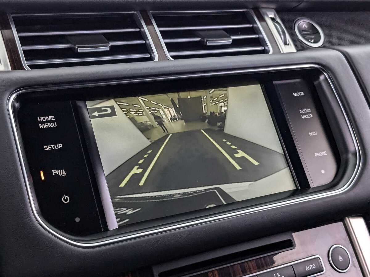 Land Rover Range Rover с пробегом — 2014 год. Фото: #21