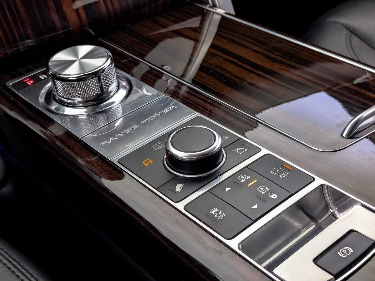 Land Rover Range Rover с пробегом — 2014 год. Фото: #24
