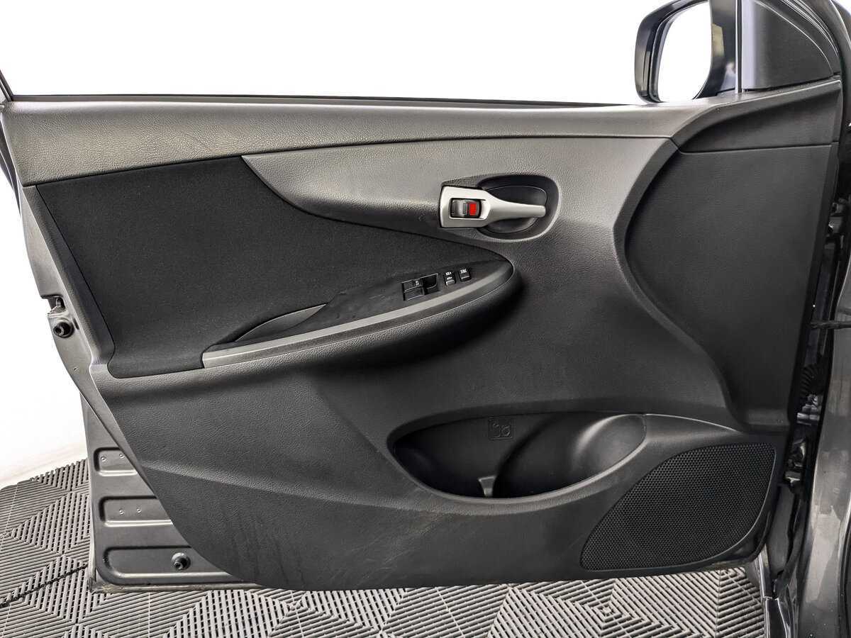 Toyota Corolla с пробегом — 2010 год. Фото: #13