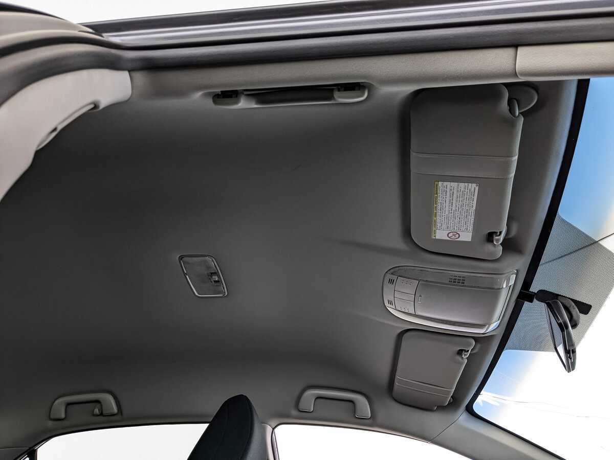 Toyota Corolla с пробегом — 2010 год. Фото: #17