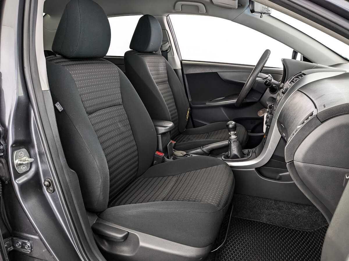 Toyota Corolla с пробегом — 2010 год. Фото: #18