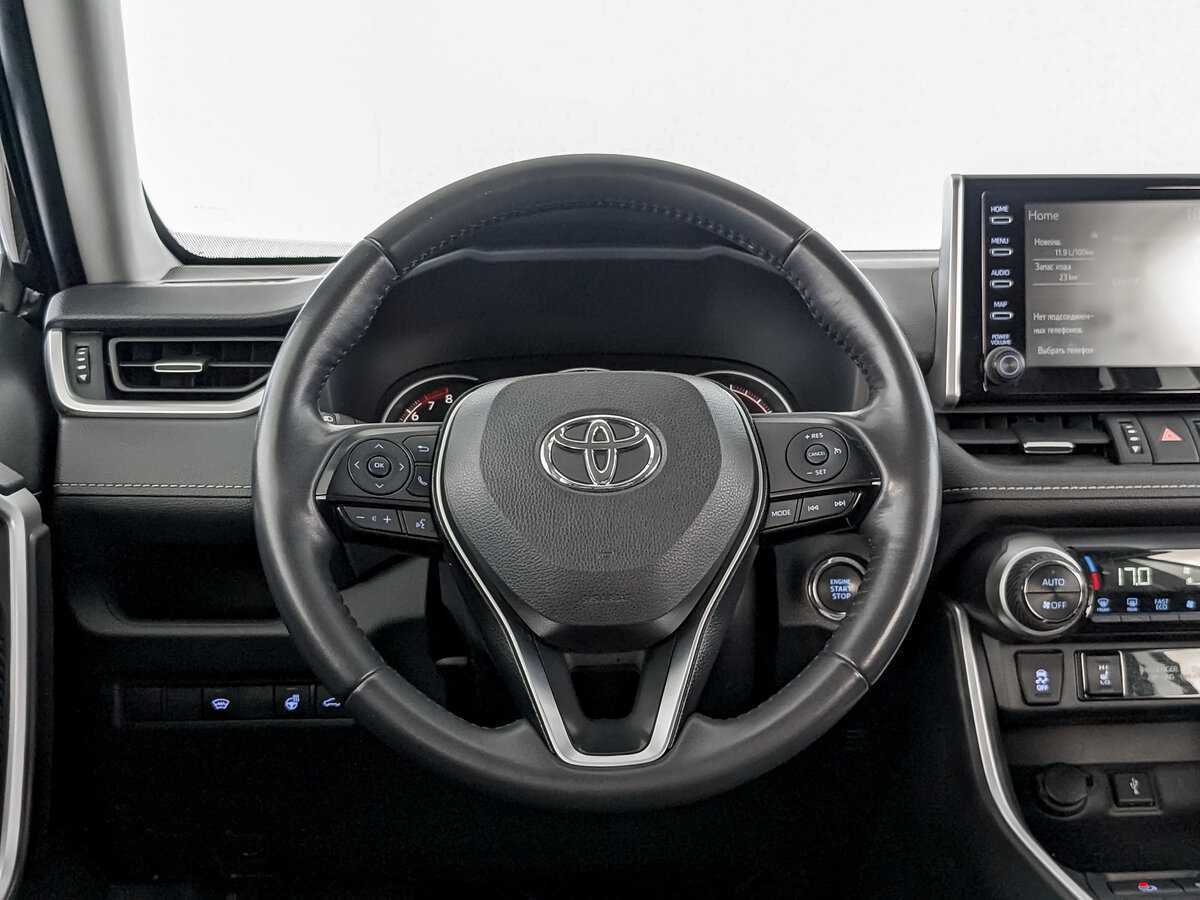 Toyota RAV4 с пробегом — 2021 год. Фото: #16