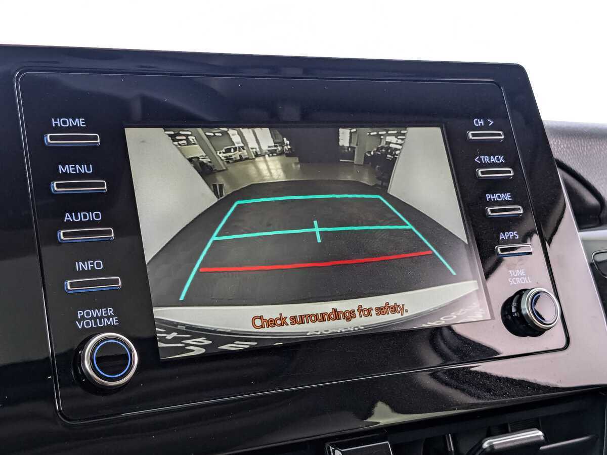 Toyota Camry с пробегом — 2022 год. Фото: #22