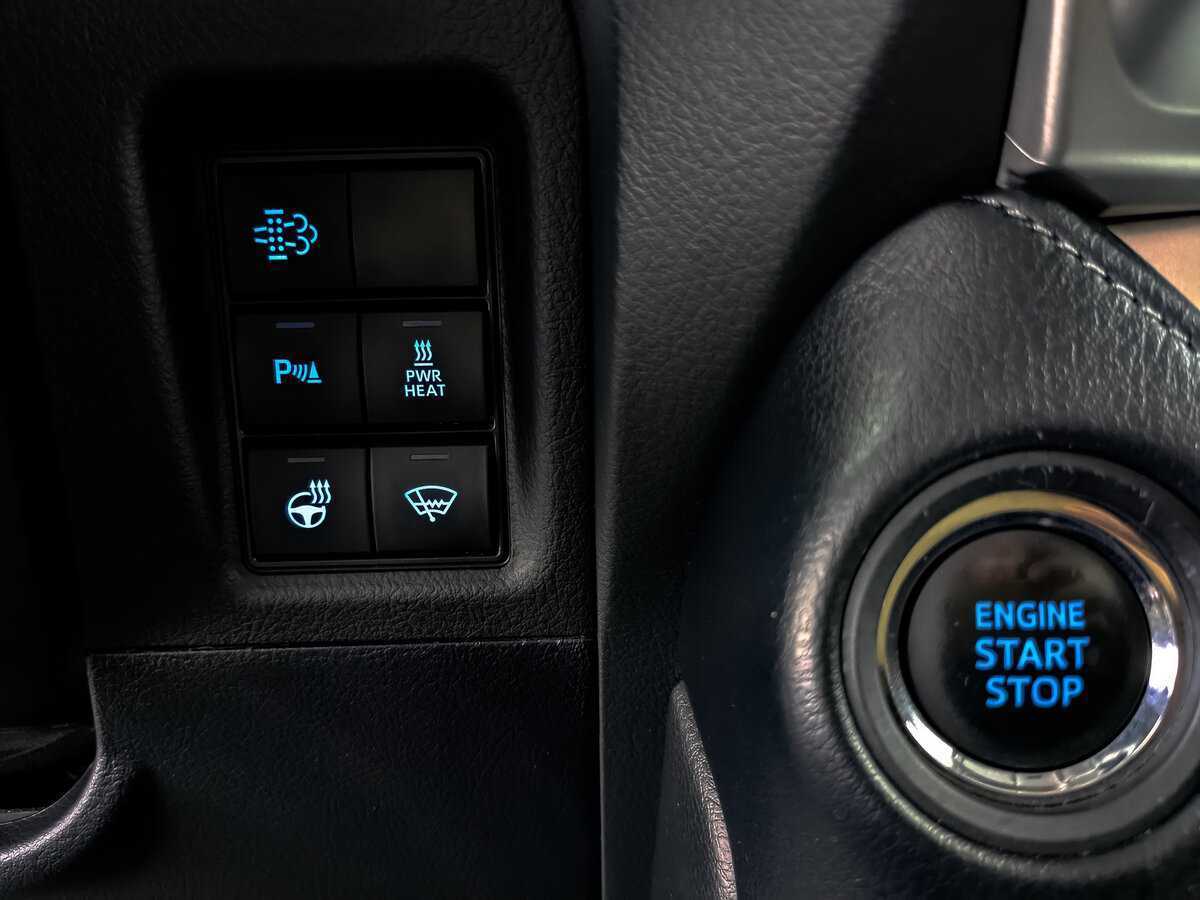 Toyota Land Cruiser Prado с пробегом — 2018 год. Фото: #26