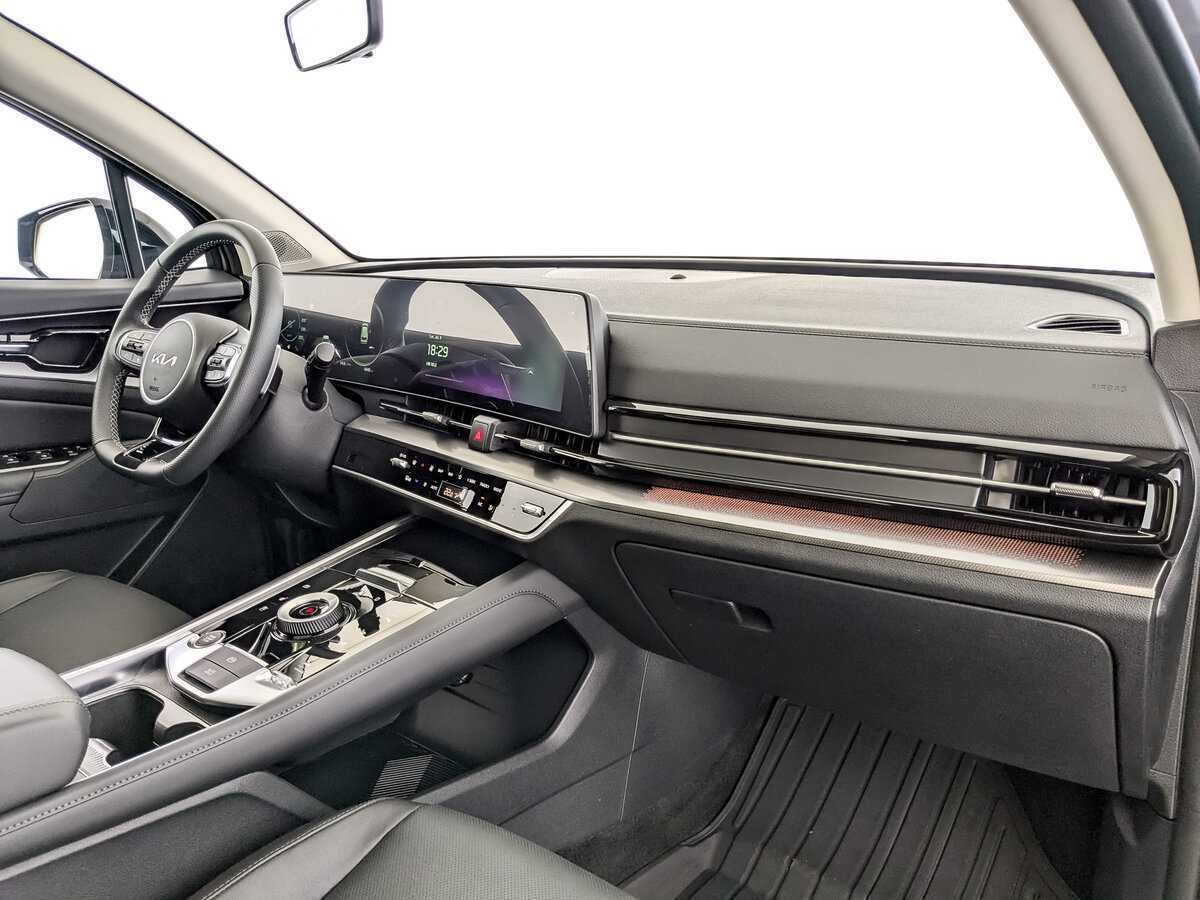 Kia Sportage с пробегом — 2023 год. Фото: #8