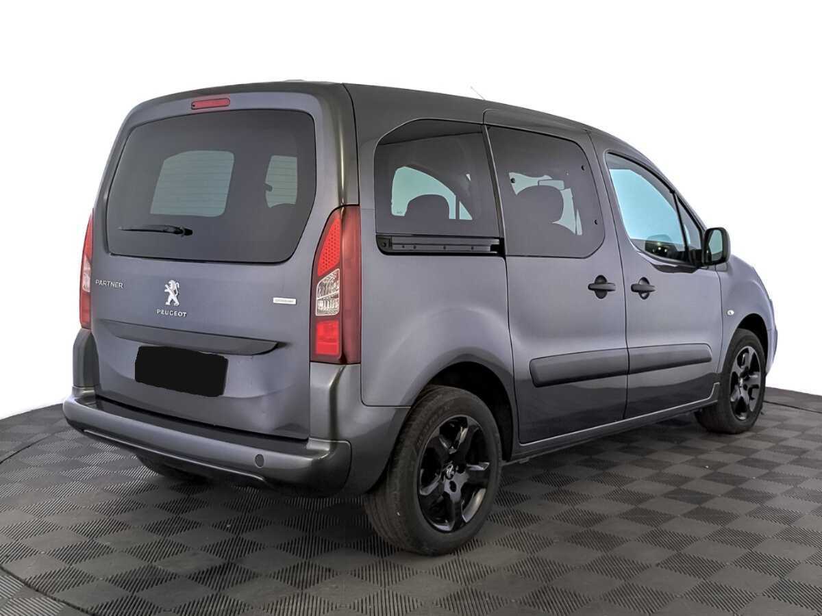 Peugeot Partner с пробегом — 2022 год. Фото: #4