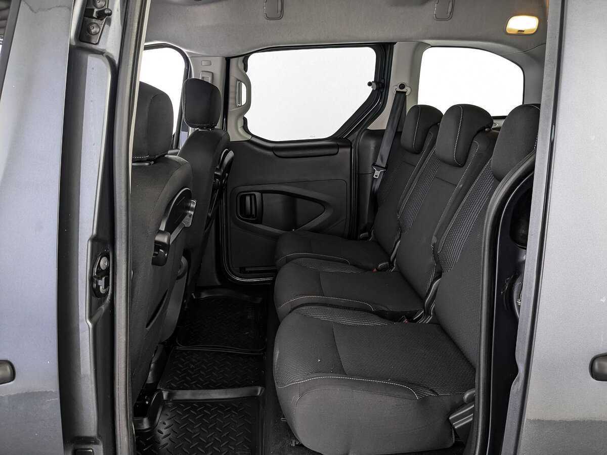 Peugeot Partner с пробегом — 2022 год. Фото: #13