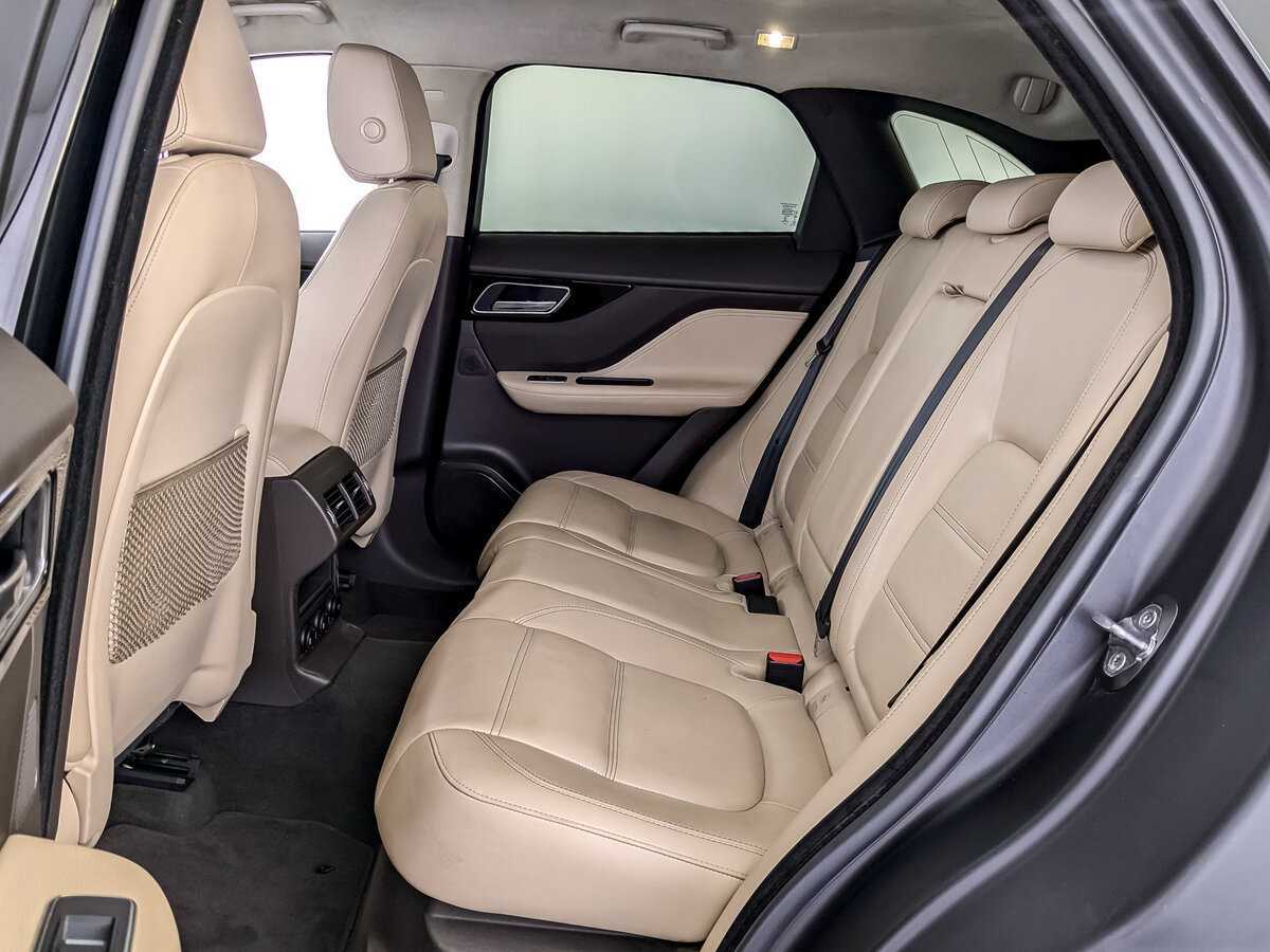 Jaguar F-Pace с пробегом — 2020 год. Фото: #9