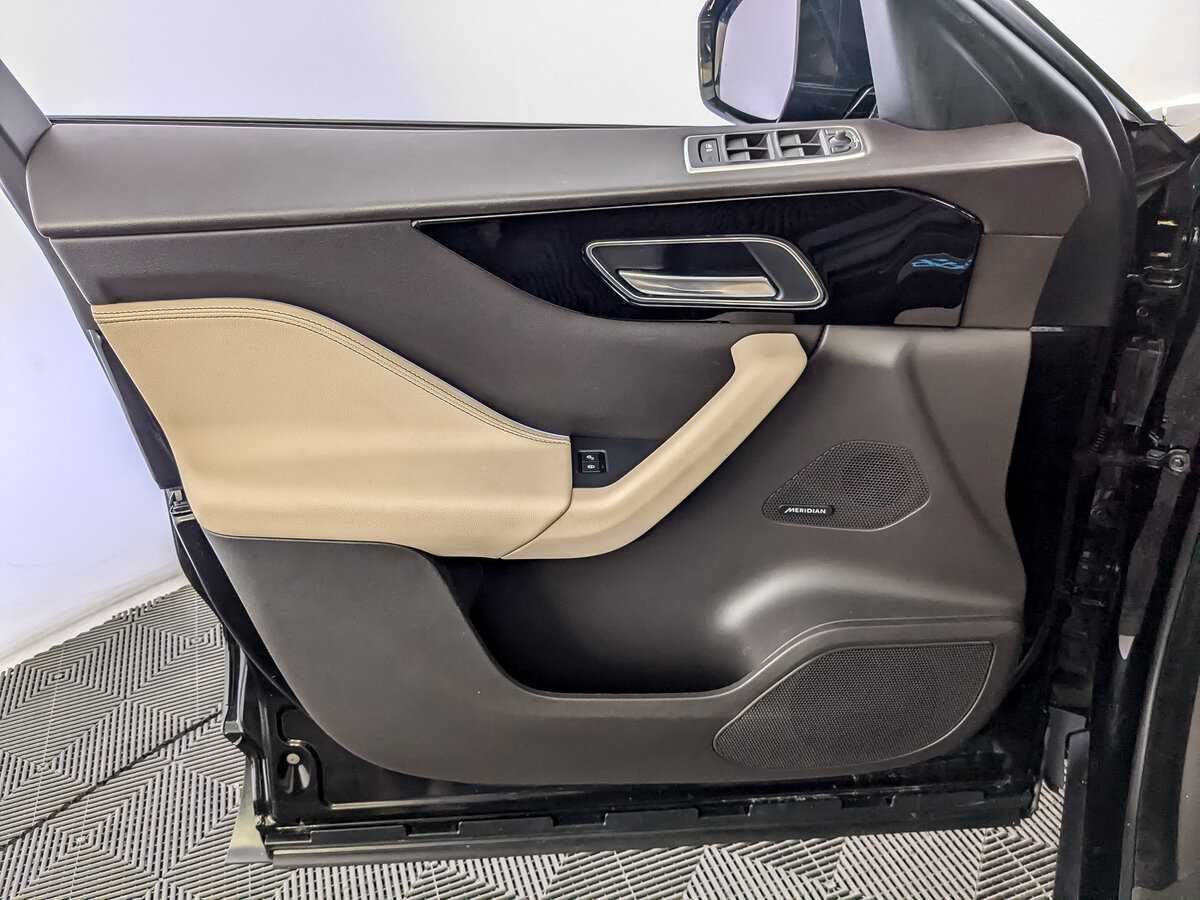 Jaguar F-Pace с пробегом — 2020 год. Фото: #14