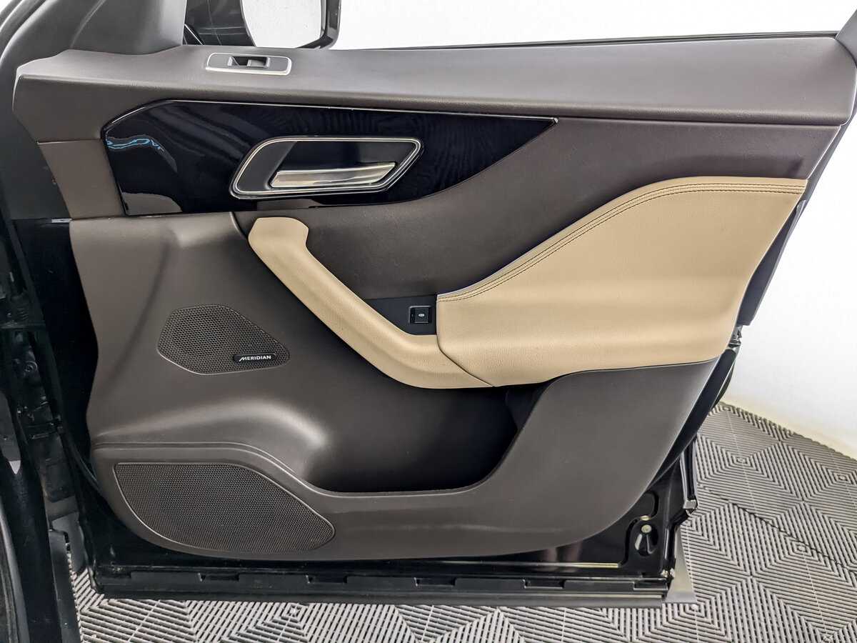 Jaguar F-Pace с пробегом — 2020 год. Фото: #21