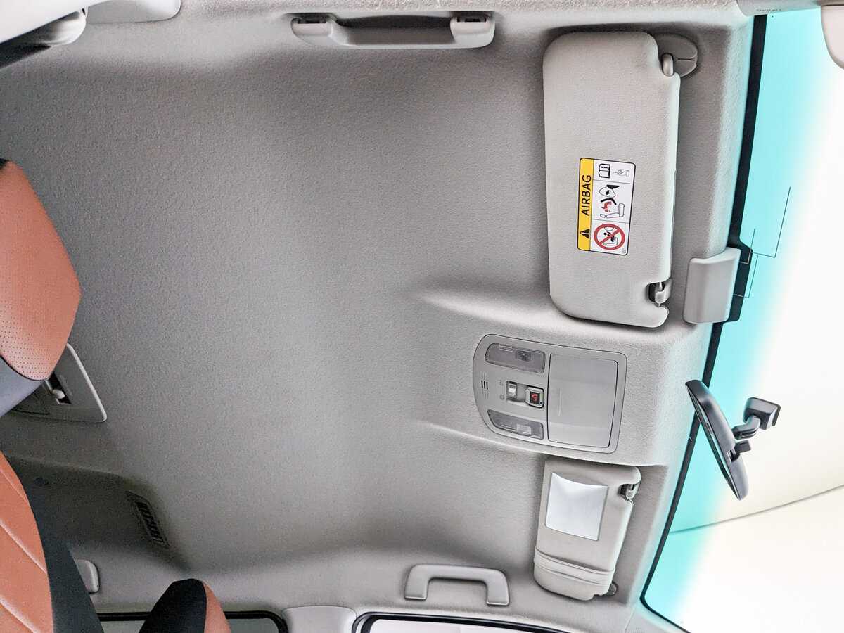 Toyota Fortuner с пробегом — 2018 год. Фото: #17