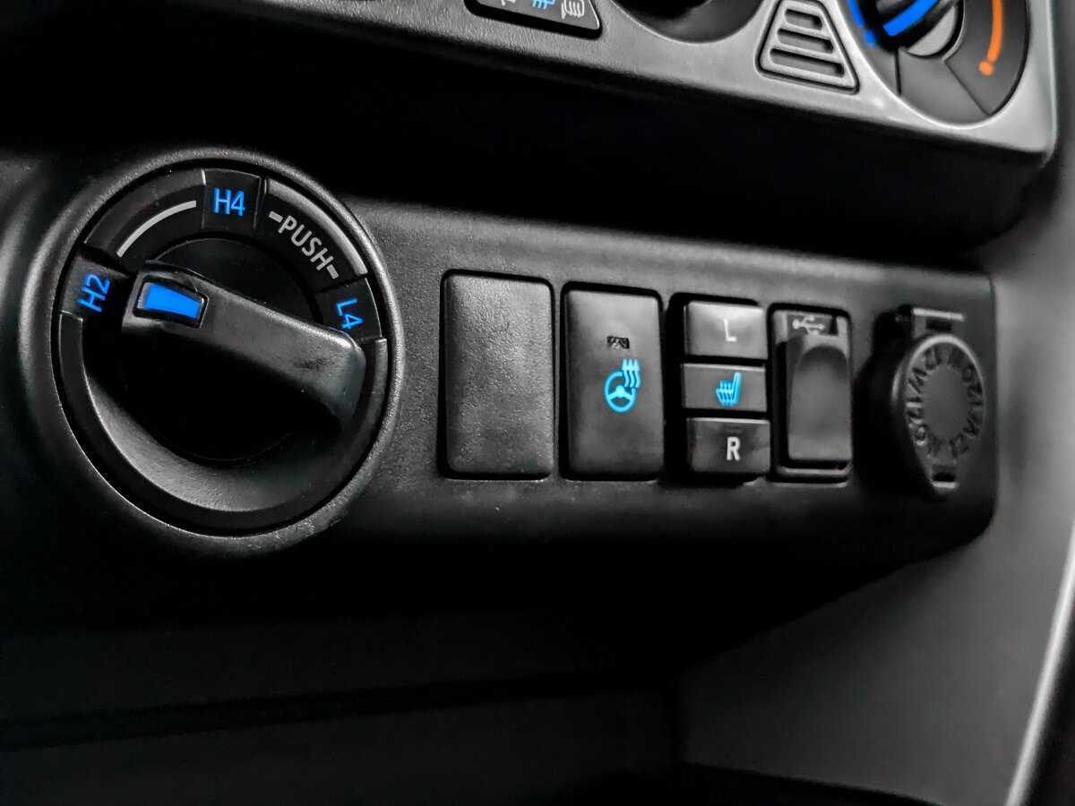 Toyota Fortuner с пробегом — 2018 год. Фото: #21