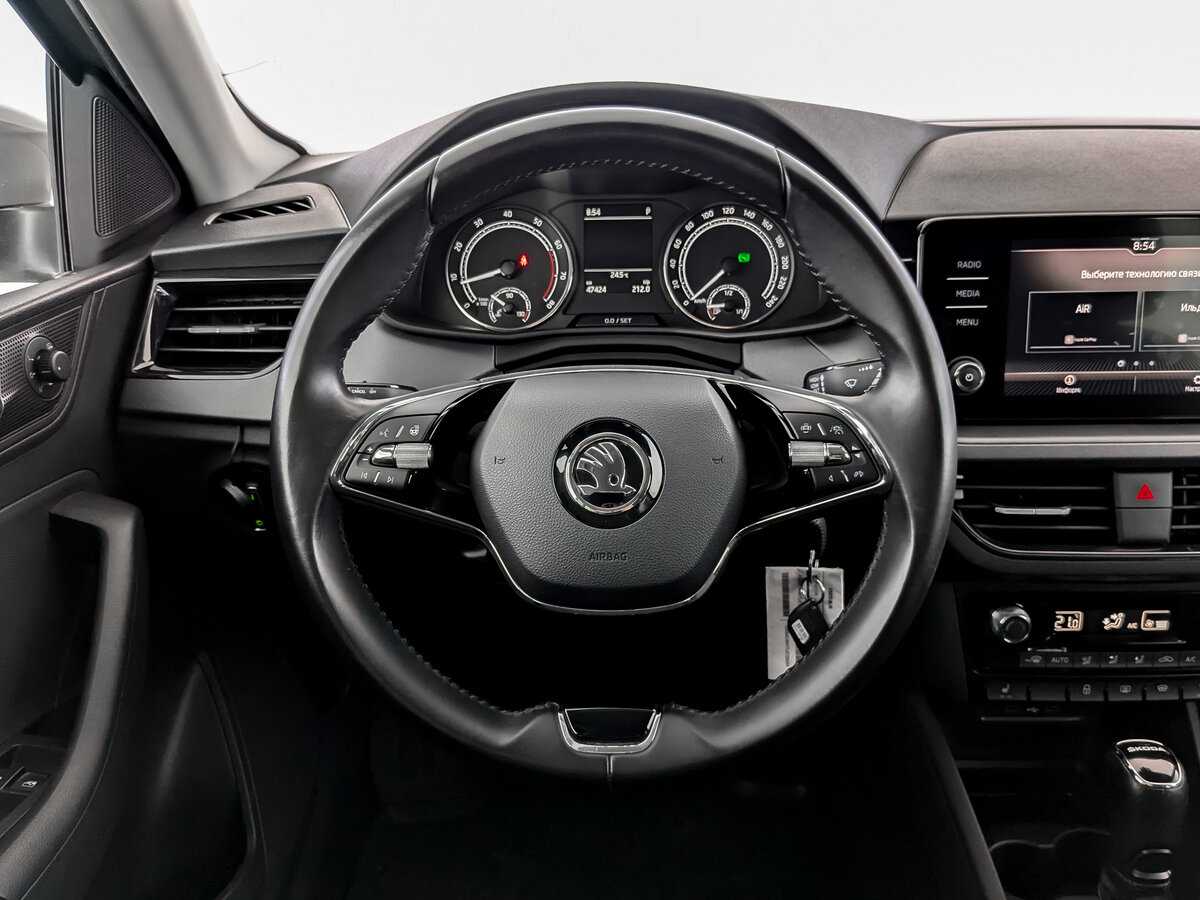 Skoda Rapid с пробегом — 2020 год. Фото: #16