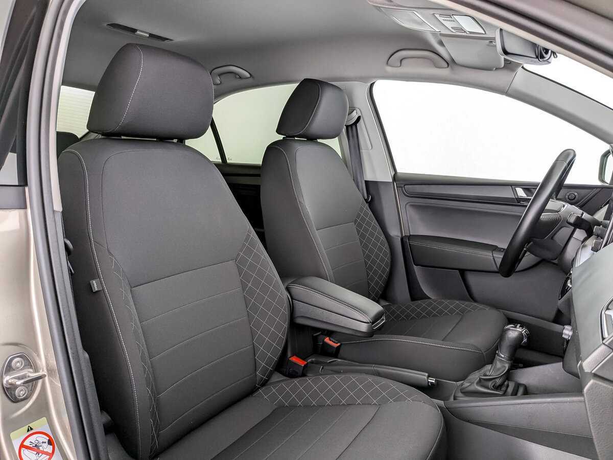 Skoda Rapid с пробегом — 2020 год. Фото: #18