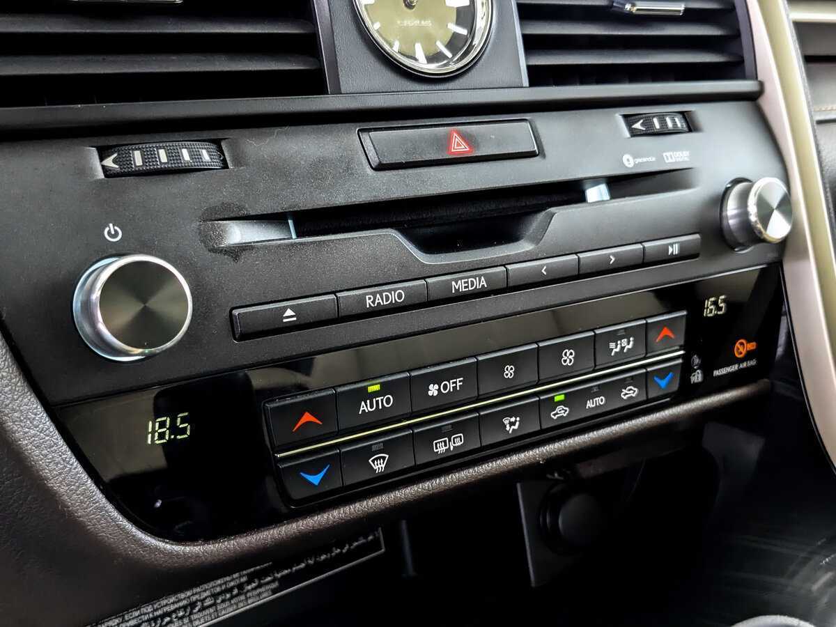 Lexus RX с пробегом — 2017 год. Фото: #19