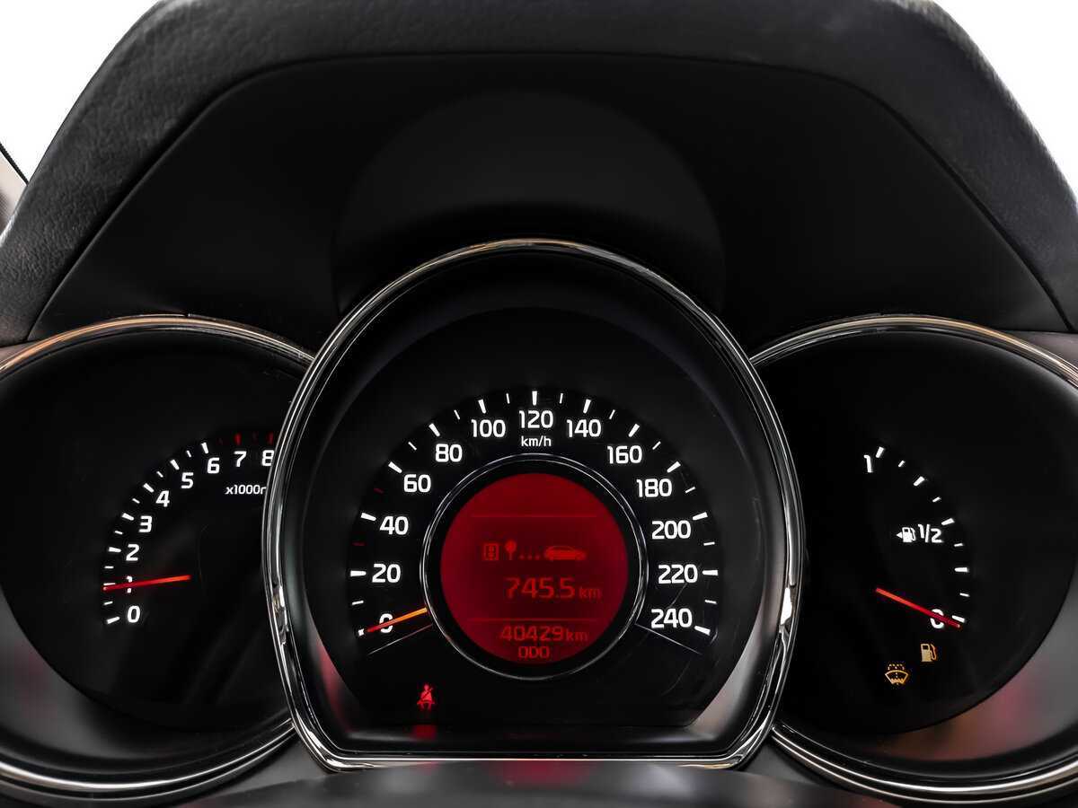 Kia Ceed с пробегом — 2015 год. Фото: #11