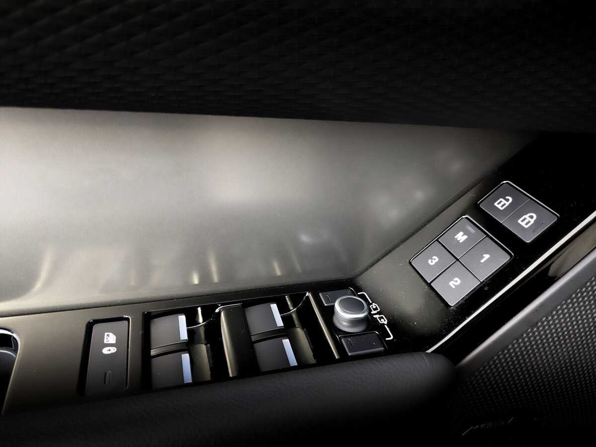 Land Rover Range Rover Velar с пробегом — 2021 год. Фото: #23