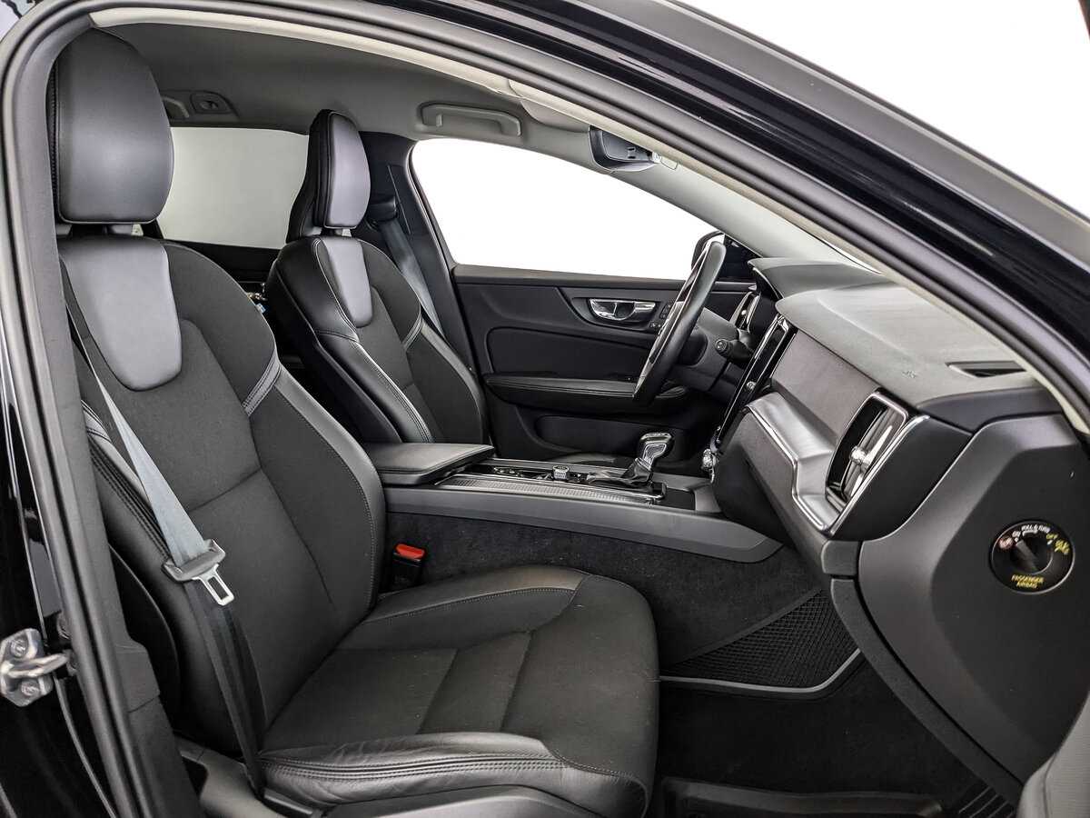 Volvo V60 Cross Country с пробегом — 2020 год. Фото: #18