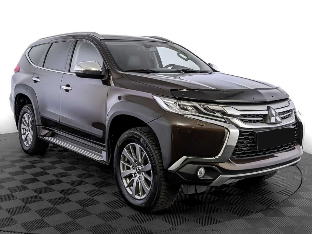 Mitsubishi Pajero Sport с пробегом — 2019 год. Фото: #2