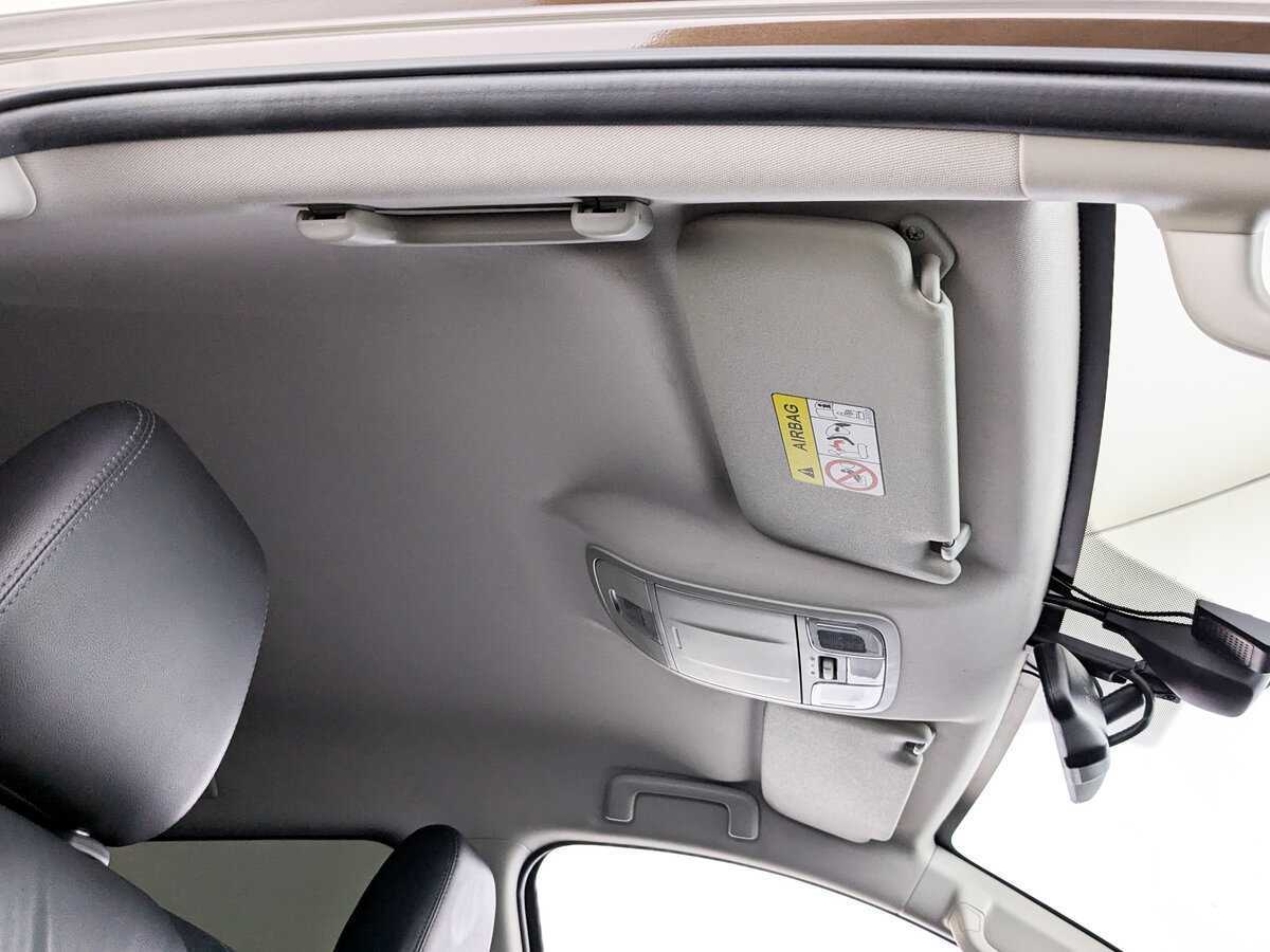 Mitsubishi Pajero Sport с пробегом — 2019 год. Фото: #17