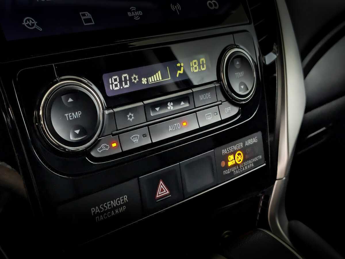 Mitsubishi Pajero Sport с пробегом — 2019 год. Фото: #20