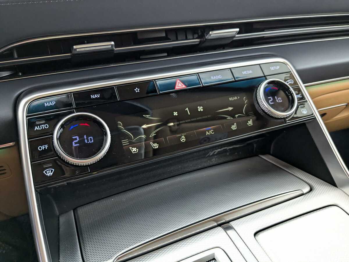 Genesis GV80 с пробегом — 2020 год. Фото: #20