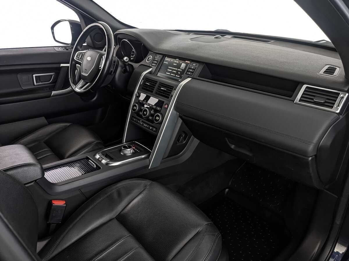 Land Rover Discovery Sport с пробегом — 2016 год. Фото: #8