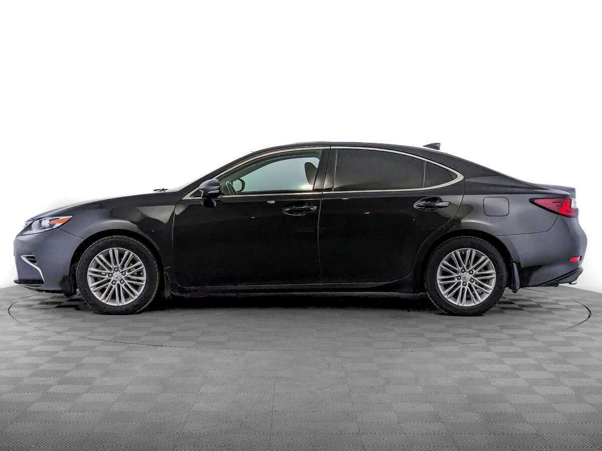 Lexus ES с пробегом — 2018 год. Фото: #7