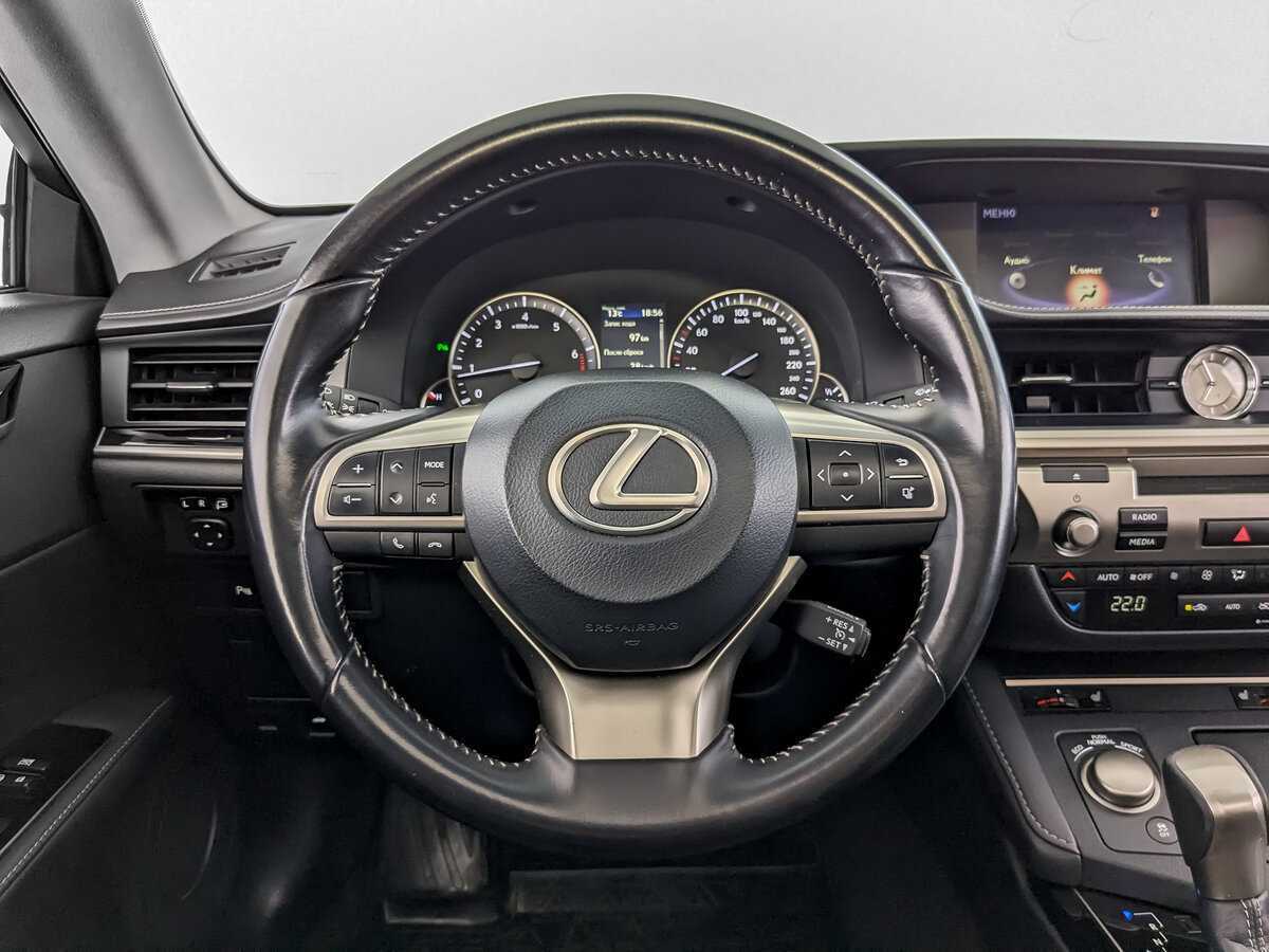 Lexus ES с пробегом — 2018 год. Фото: #17