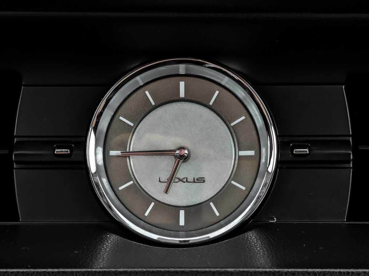 Lexus ES с пробегом — 2018 год. Фото: #24